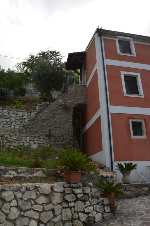 B&B La Casa Rossa Paola Esterno foto