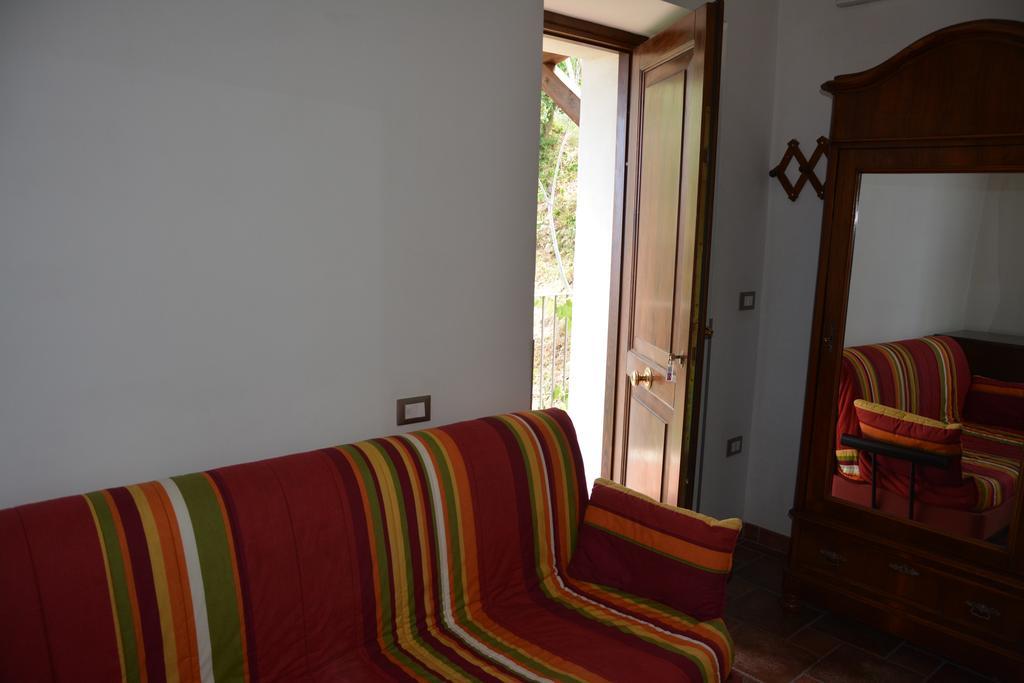B&B La Casa Rossa Paola Camera foto